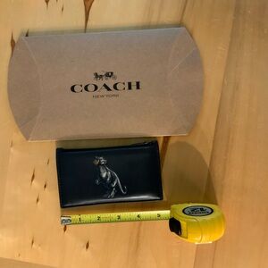 COACH X STAR WARS TAUNTAUN WALLET EUC DARK BLUE BLACK